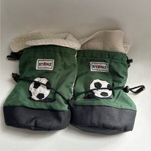 Stonz Kids Mittens with Soccer Design - Green and Black